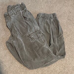 Green Cargo Pants